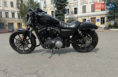 Мотоцикл Круизер Harley-Davidson 883 Iron 2017 в 