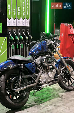 Мотоцикл Круизер Harley-Davidson 883 Iron 2001 в 