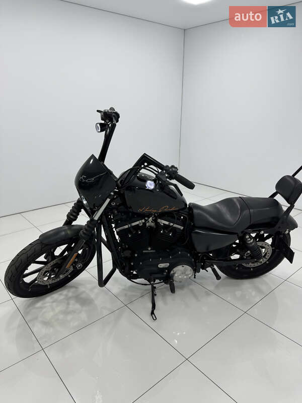 Боббер Harley-Davidson 883 Iron 2016 в Одессе фото 8 Боббер Harley-Davidson 883 Iron 2016 в Одессе