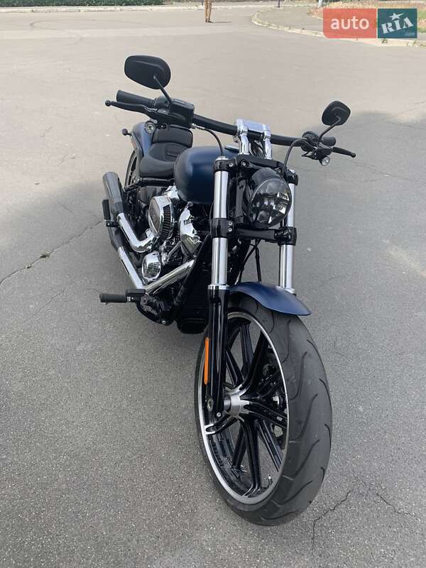 Harley-Davidson Breakout 2018