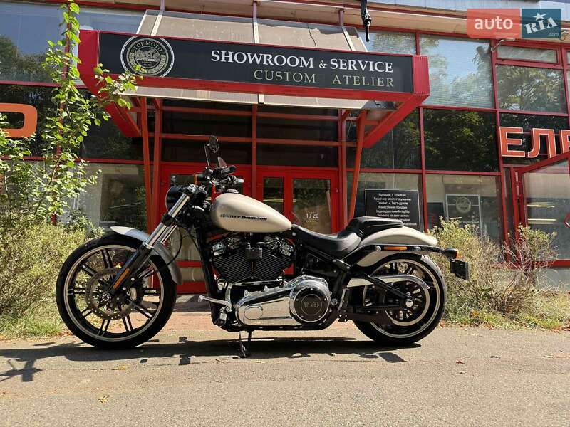 Harley-Davidson Breakout 2018