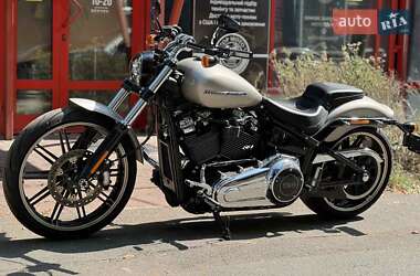 Мотоцикл Чоппер Harley-Davidson Breakout 2018 в 