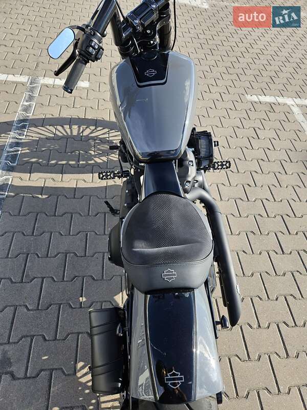 Боббер Harley-Davidson Custom 2020 в Киеве фото 5 Боббер Harley-Davidson Custom 2020 в Киеве