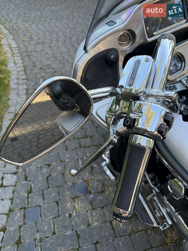 Мотоцикл Круизер Harley-Davidson CVO Road Glide 2016 в Киеве