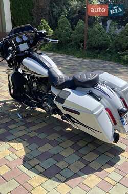 Мотоцикл Туризм Harley-Davidson CVO Street Glide 2016 в 
