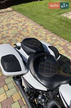 Мотоцикл Туризм Harley-Davidson CVO Street Glide 2016 в 