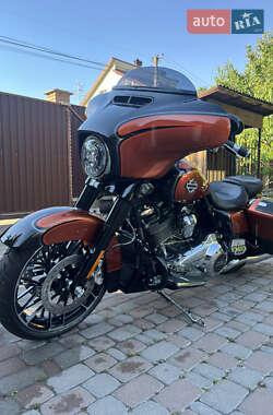 Мотоцикл Туризм Harley-Davidson CVO Street Glide 2022 в Киеве