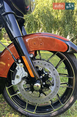 Мотоцикл Туризм Harley-Davidson CVO Street Glide 2022 в 