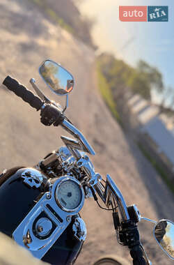 Мотоцикл Чоппер Harley-Davidson Dyna Super Glide 2007 в 