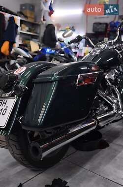 Мотоцикл Туризм Harley-Davidson Dyna Switchback 2013 в 