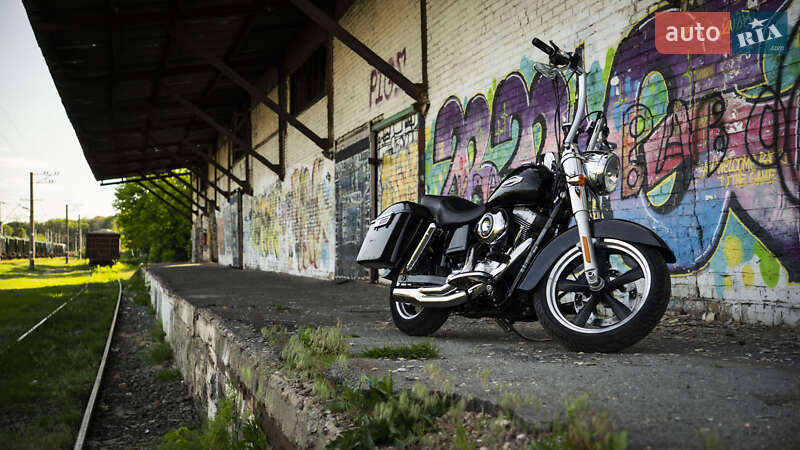 Мотоцикл Круизер Harley-Davidson Dyna Switchback 2012 в Киеве