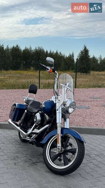 Мотоцикл Круизер Harley-Davidson Dyna Switchback 2015 в Буче