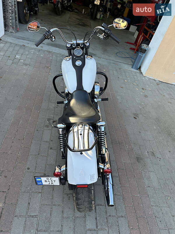 Мотоцикл Круизер Harley-Davidson Dyna 2016 в Львове