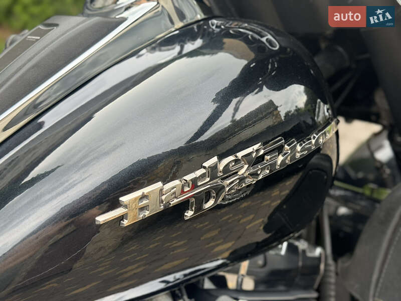 Мотоцикл Круизер Harley-Davidson Electra Glide 2005 в Виннице