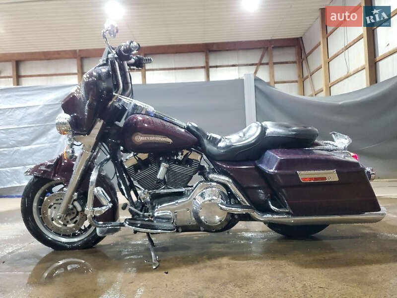 Harley-Davidson FLHTC 2005