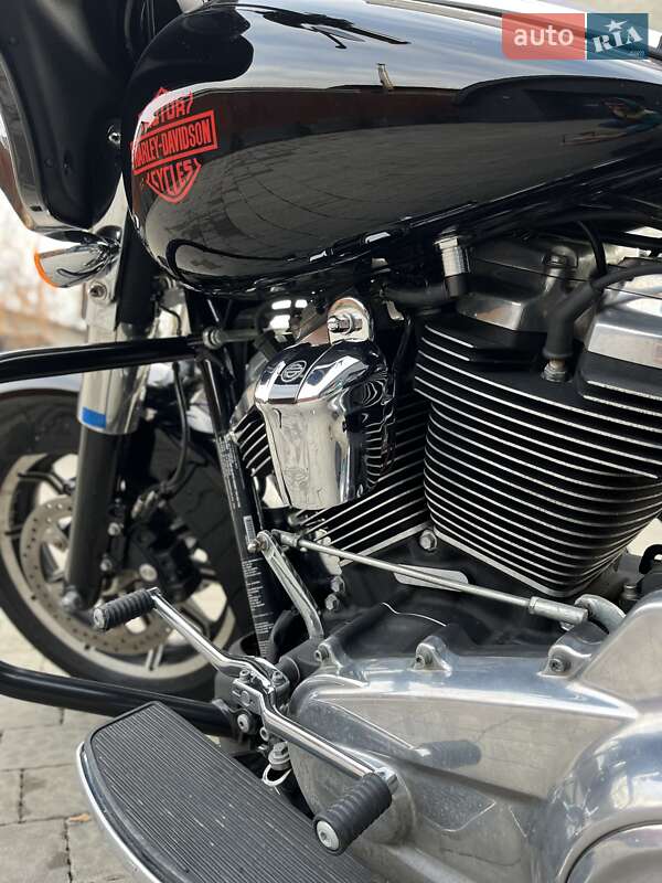Мотоцикл Чоппер Harley-Davidson FLHTCU Ultra Classic Electra Glide 2017 в Львове