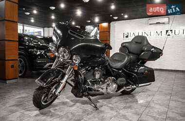 Мотоцикл Кастом Harley-Davidson FLHTCU Ultra Classic Electra Glide 2018 в 