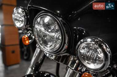 Мотоцикл Кастом Harley-Davidson FLHTCU Ultra Classic Electra Glide 2018 в 