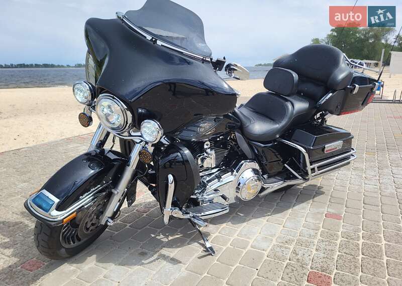 Мотоцикл Круізер Harley-Davidson FLHTCU Ultra Classic Electra Glide 2010 в Черкасах фото 3 Мотоцикл Круізер Harley-Davidson FLHTCU Ultra Classic Electra Glide 2010 в Черкасах