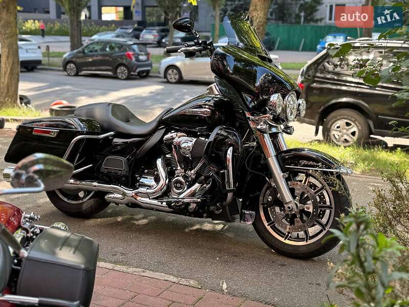 Мотоцикл Круизер Harley-Davidson FLHTCU Ultra Classic Electra Glide 2018 в Киеве