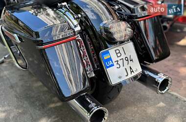 Мотоцикл Круизер Harley-Davidson FLHTCU Ultra Classic Electra Glide 2018 в 