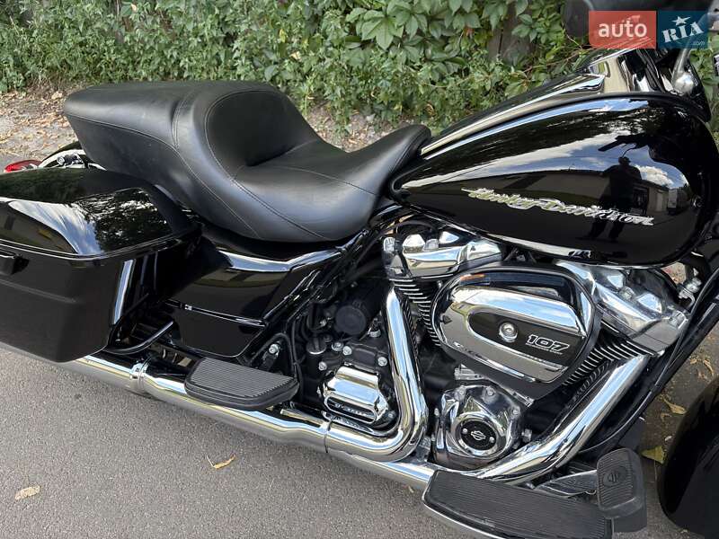 Мотоцикл Круизер Harley-Davidson FLHTCU Ultra Classic Electra Glide 2018 в Киеве фото 3 Мотоцикл Круизер Harley-Davidson FLHTCU Ultra Classic Electra Glide 2018 в Киеве