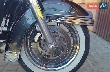 Мотоцикл Туризм Harley-Davidson FLHTCUI 2006 в 