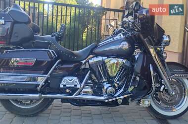 Мотоцикл Туризм Harley-Davidson FLHTCUI 2006 в 