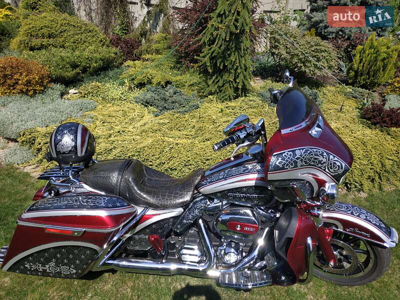 Мотоцикл Кастом Harley-Davidson FLHTK Electra Glide Ultra Limited 2017 в Полтаві