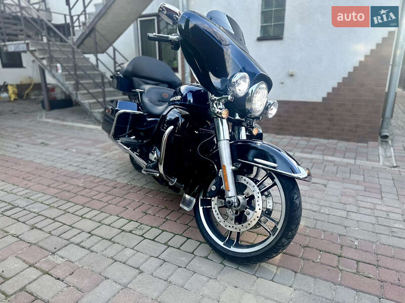 Мотоцикл Круізер Harley-Davidson FLHTK Electra Glide Ultra Limited 2012 в Івано-Франківську фото 4 Мотоцикл Круізер Harley-Davidson FLHTK Electra Glide Ultra Limited 2012 в Івано-Франківську