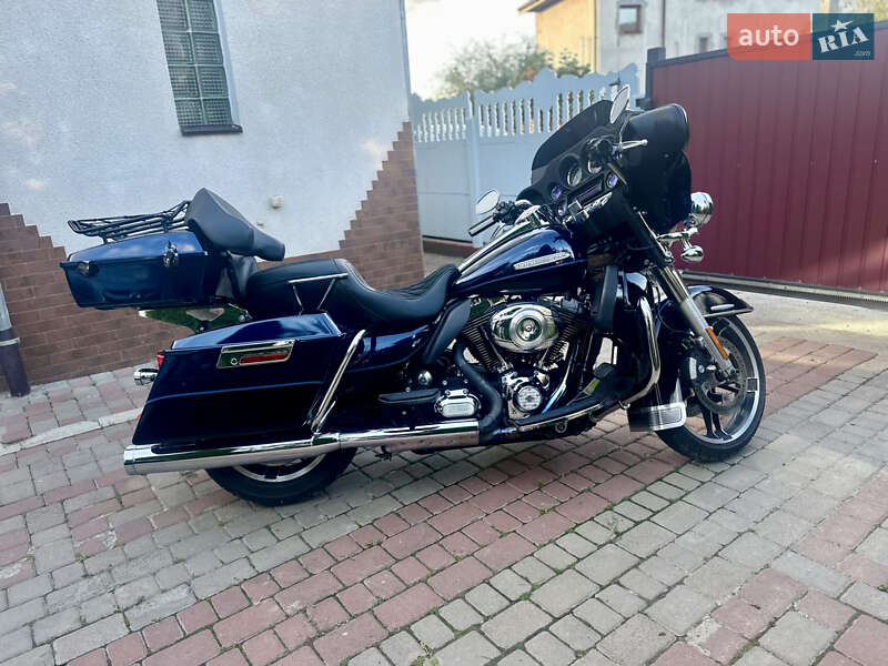 Мотоцикл Круізер Harley-Davidson FLHTK Electra Glide Ultra Limited 2012 в Івано-Франківську фото 5 Мотоцикл Круізер Harley-Davidson FLHTK Electra Glide Ultra Limited 2012 в Івано-Франківську