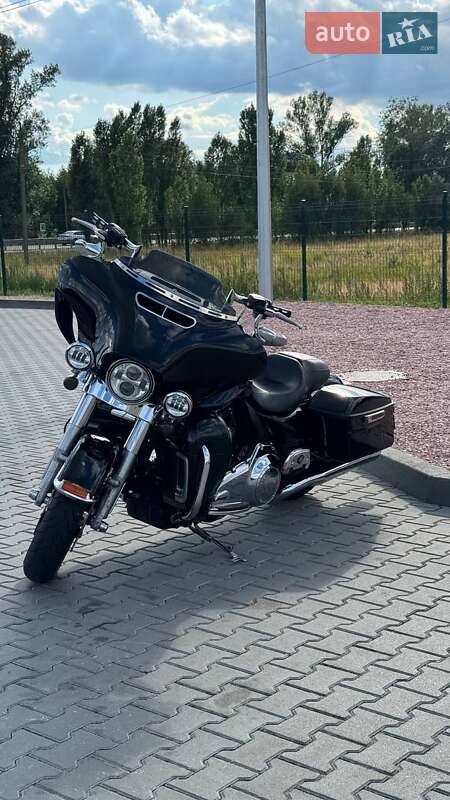 Мотоцикл Круизер Harley-Davidson FLHTK 2015 в Буче