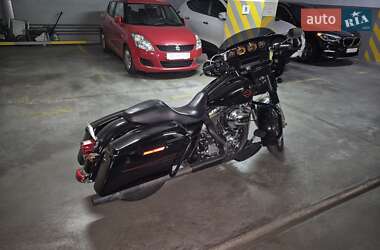 Мотоцикл Круизер Harley-Davidson FLHTP 2014 в 