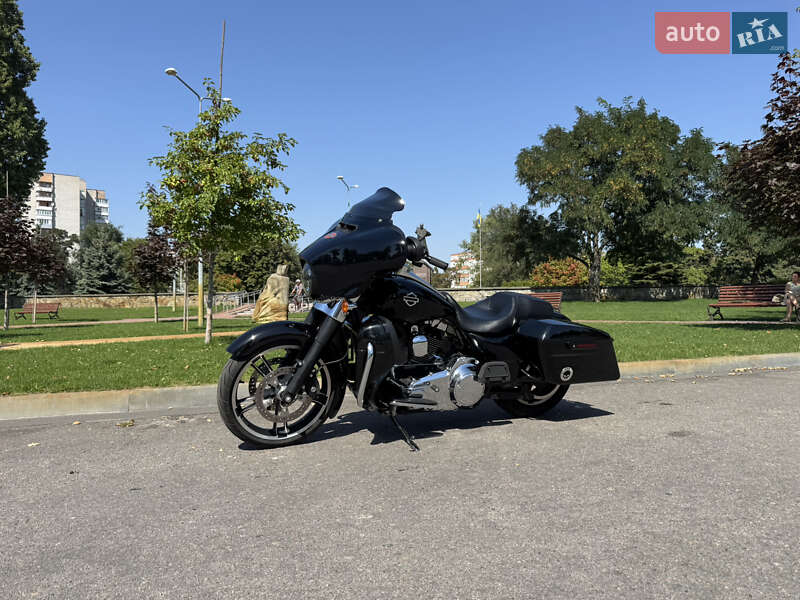 Мотоцикл Чоппер Harley-Davidson FLHX Street Glide 2014 в Кременчуге