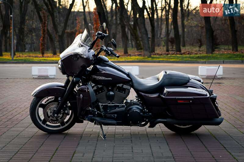 Мотоцикл Круізер Harley-Davidson FLHX Street Glide 2011 в Києві фото 6 Мотоцикл Круізер Harley-Davidson FLHX Street Glide 2011 в Києві
