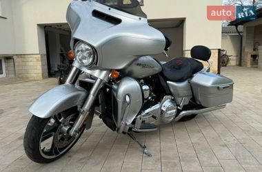 Мотоцикл Чоппер Harley-Davidson FLHX Street Glide 2015 в Мукачевому