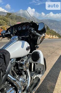 Мотоцикл Круизер Harley-Davidson FLHX 2015 в Ирпене