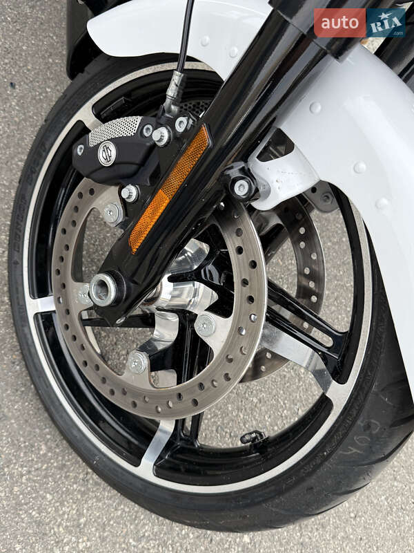 Мотоцикл Круизер Harley-Davidson FLHX 2023 в Киеве фото 24 Мотоцикл Круизер Harley-Davidson FLHX 2023 в Киеве