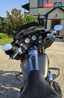 Мотоцикл Круизер Harley-Davidson FLHX 2011 в 