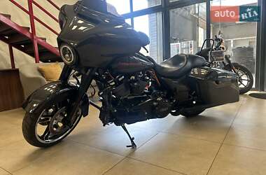 Мотоцикл Туризм Harley-Davidson FLHXS 2018 в Киеве