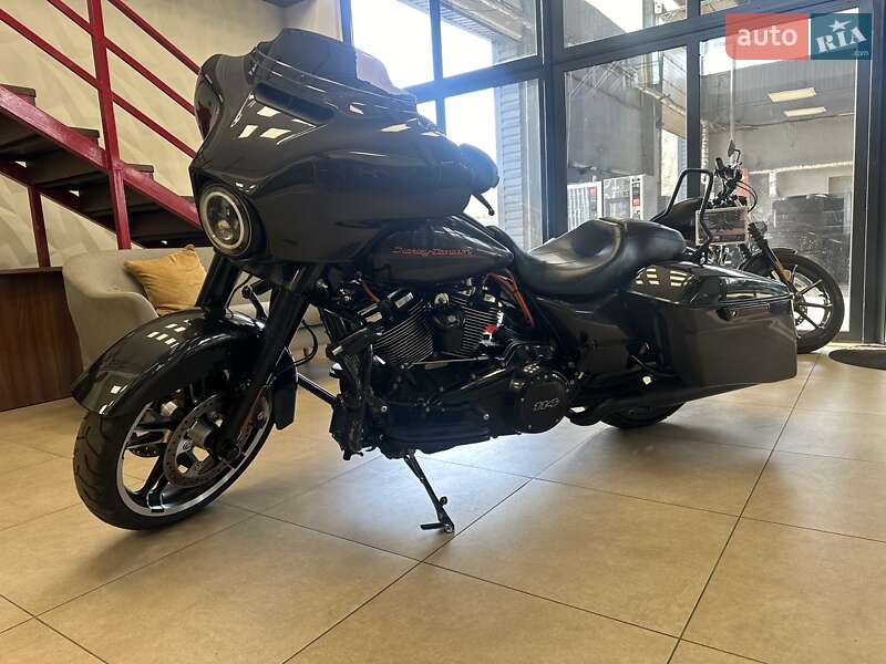 Мотоцикл Туризм Harley-Davidson FLHXS 2018 в Киеве