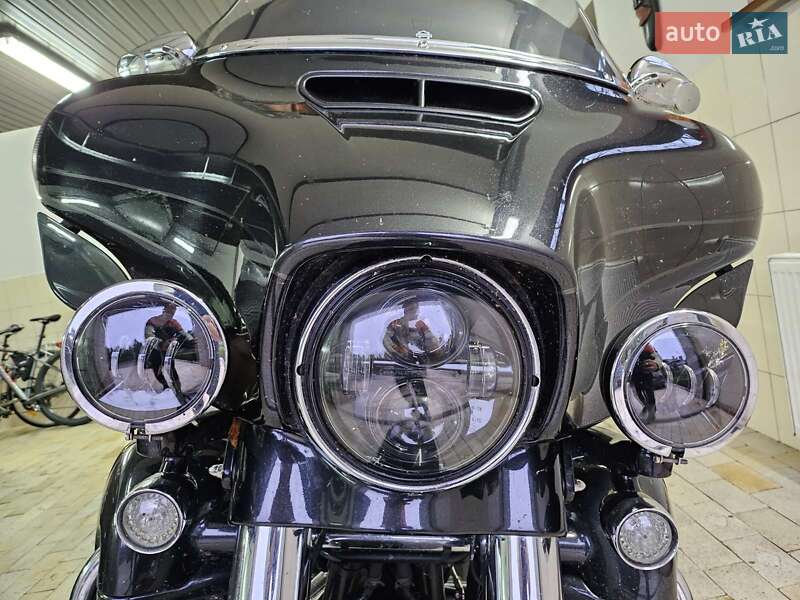 Мотоцикл Чоппер Harley-Davidson FLHXSE 2017 в Киеве фото 7 Мотоцикл Чоппер Harley-Davidson FLHXSE 2017 в Киеве