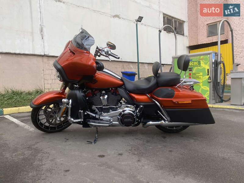 Мотоцикл Круизер Harley-Davidson FLHXSE 2018 в Киеве