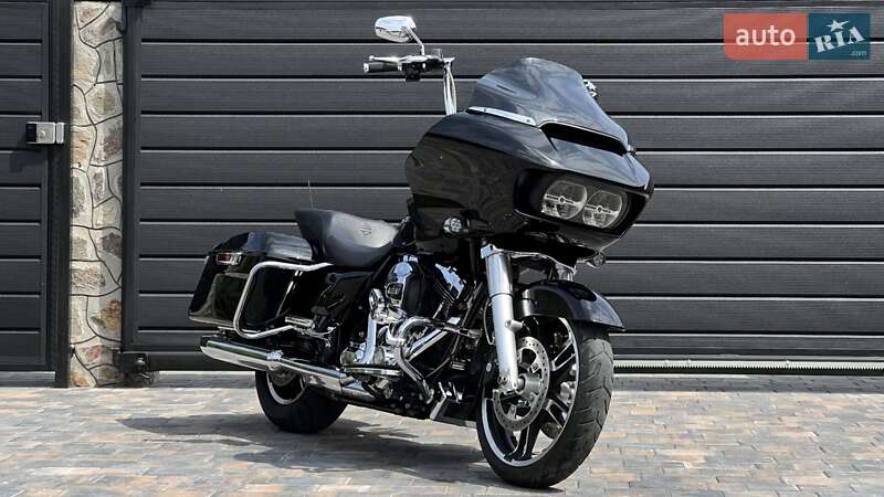 Мотоцикл Круізер Harley-Davidson FLTRX 2016 в Сарнах