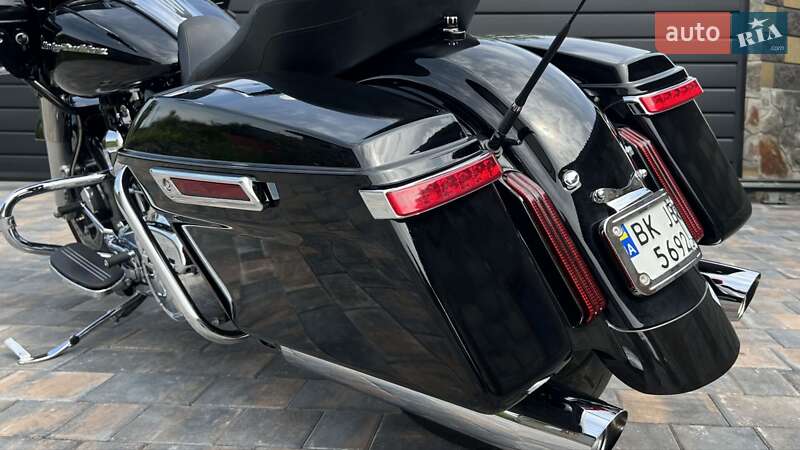 Мотоцикл Круізер Harley-Davidson FLTRX 2016 в Сарнах