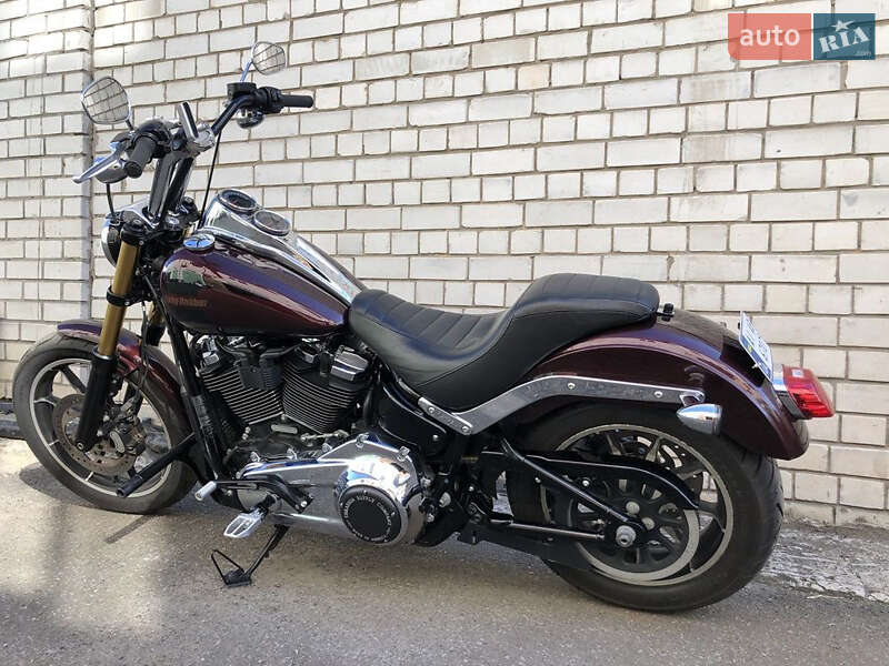 Мотоцикл Без обтікачів (Naked bike) Harley-Davidson FXLR 2019 в Борисполі фото 3 Мотоцикл Без обтікачів (Naked bike) Harley-Davidson FXLR 2019 в Борисполі