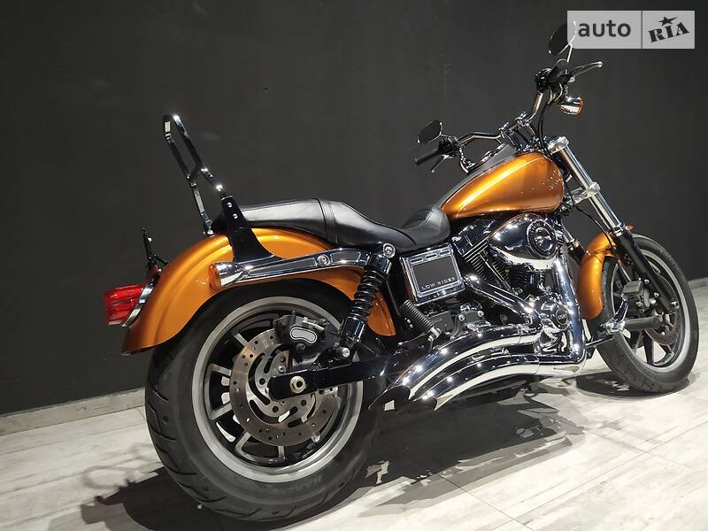 Мотоцикл Чоппер Harley-Davidson Low Rider	 2015 в Львові