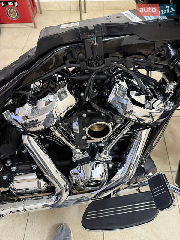 Мотоцикл Круізер Harley-Davidson Road Glide 2018 в Чернівцях