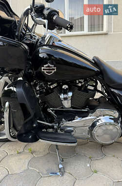 Мотоцикл Круизер Harley-Davidson Road Glide 2018 в 