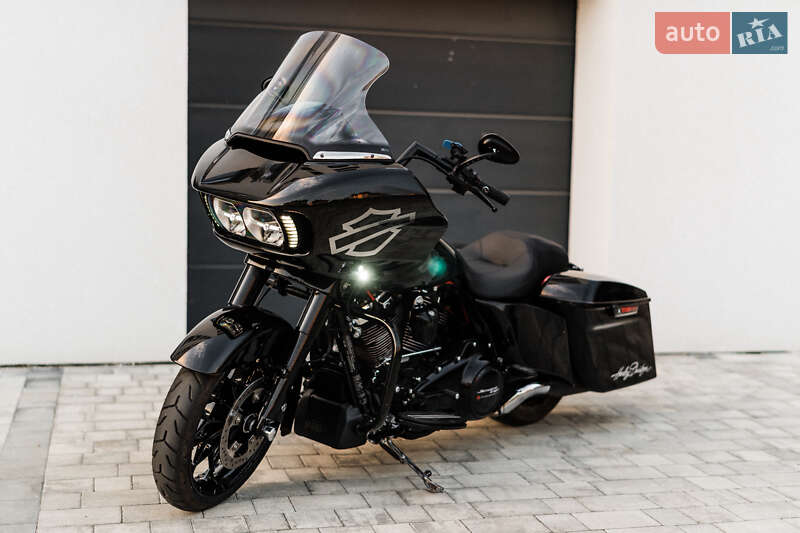 Боббер Harley-Davidson Road Glide 2021 в Ужгороде